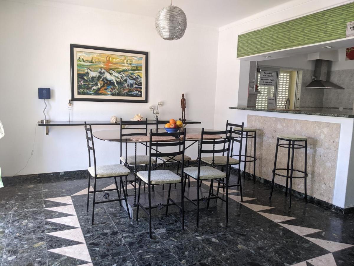 Dolphin House Hostel Faro Ngoại thất bức ảnh